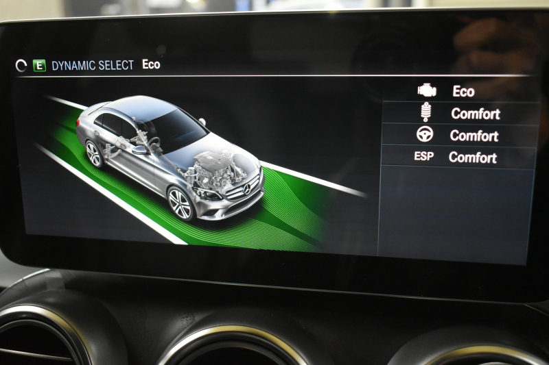 メルセデスベンツ Cクラス C220d AVG AMGﾗｲﾝ ﾚｰﾀﾞｰｾｰﾌﾃｨP 後期型  燃費18.9km  ﾋｰﾀｰ黒革 ﾃﾞｨｽﾄﾛ BSM Lﾁｪﾝｼﾞ 誤発進 AMGｴｱﾛ18AW  ｷｰﾚｽGO ﾊﾟｰｸﾄﾛ LEDﾍｯﾄﾞﾗｲﾄ ﾏﾙﾁｱﾝﾋﾞｴﾝﾄ 地ﾃﾞｼﾞﾅﾋﾞBｶﾒﾗ 2年保証