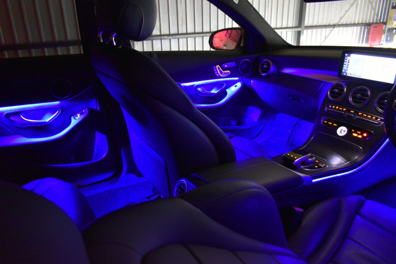 メルセデスベンツ Cクラス C220d AVG AMGﾗｲﾝ ﾚｰﾀﾞｰｾｰﾌﾃｨP 後期型  燃費18.9km  ﾋｰﾀｰ黒革 ﾃﾞｨｽﾄﾛ BSM Lﾁｪﾝｼﾞ 誤発進 AMGｴｱﾛ18AW  ｷｰﾚｽGO ﾊﾟｰｸﾄﾛ LEDﾍｯﾄﾞﾗｲﾄ ﾏﾙﾁｱﾝﾋﾞｴﾝﾄ 地ﾃﾞｼﾞﾅﾋﾞBｶﾒﾗ 2年保証