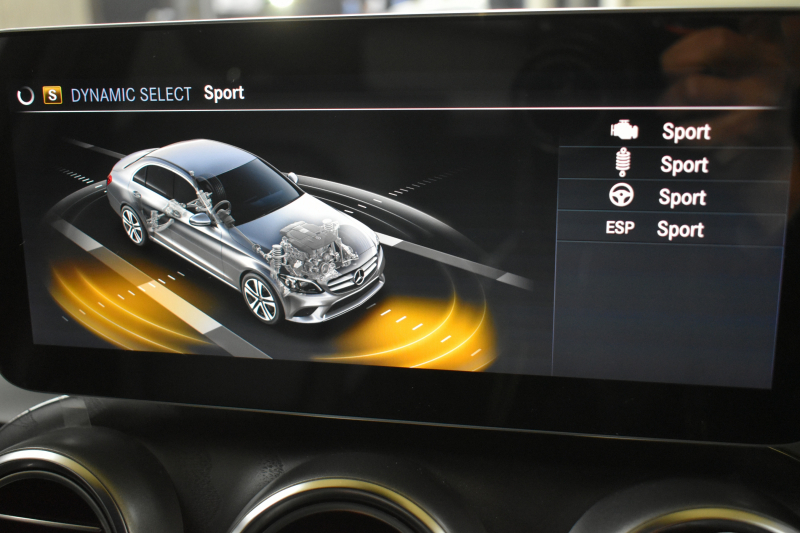 メルセデスベンツ Cクラス C220d AVG AMGﾗｲﾝ ﾚｰﾀﾞｰｾｰﾌﾃｨP 後期型  燃費18.9km  ﾋｰﾀｰ黒革 ﾃﾞｨｽﾄﾛ BSM Lﾁｪﾝｼﾞ 誤発進 AMGｴｱﾛ18AW  ｷｰﾚｽGO ﾊﾟｰｸﾄﾛ LEDﾍｯﾄﾞﾗｲﾄ ﾏﾙﾁｱﾝﾋﾞｴﾝﾄ 地ﾃﾞｼﾞﾅﾋﾞBｶﾒﾗ 2年保証