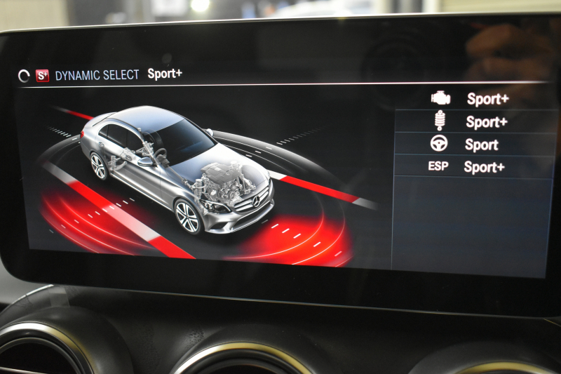 メルセデスベンツ Cクラス C220d AVG AMGﾗｲﾝ ﾚｰﾀﾞｰｾｰﾌﾃｨP 後期型  燃費18.9km  ﾋｰﾀｰ黒革 ﾃﾞｨｽﾄﾛ BSM Lﾁｪﾝｼﾞ 誤発進 AMGｴｱﾛ18AW  ｷｰﾚｽGO ﾊﾟｰｸﾄﾛ LEDﾍｯﾄﾞﾗｲﾄ ﾏﾙﾁｱﾝﾋﾞｴﾝﾄ 地ﾃﾞｼﾞﾅﾋﾞBｶﾒﾗ 2年保証