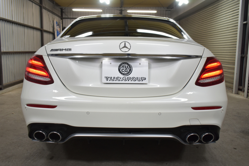 AMG Eクラス E53 4ﾏﾁｯｸ+ ISG搭載 ｴｸｽｸﾙｰｼﾌﾞP ﾚｰﾀﾞｰｾｰﾌﾃｨP ﾊﾟﾉﾗﾏｻﾝﾙｰﾌ 革 ﾍﾞﾝﾁﾚｰﾀｰ ﾏｯｻｰｼﾞ ﾌﾞﾙﾒｽﾀｰS HUD ﾌｯﾄｹﾞｰﾄ ｴｱﾛ20AW ﾃﾞｨｽﾄﾛ ﾌﾞﾗｲﾝﾄﾞS ﾚｰﾝｷｰﾌﾟ ﾅﾋﾞTV 360ｶﾒﾗ ｷｰﾚｽｺﾞｰ 2年保証
