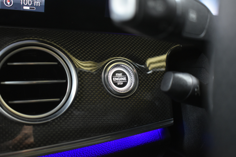 AMG Eクラス E53 4ﾏﾁｯｸ+ ISG搭載ﾓﾃﾞﾙ ｴｸｽｸﾙｰｼﾌﾞP ﾚｰﾀﾞｰｾｰﾌﾃｨP ﾊﾟﾉﾗﾏｻﾝﾙｰﾌ 革 ﾍﾞﾝﾁﾚｰﾀｰ ﾏｯｻｰｼﾞ ﾌﾞﾙﾒｽﾀｰS HUD ﾌｯﾄﾄﾗﾝｸ ｴｱﾛ20AW ﾃﾞｨｽﾄﾛ ﾌﾞﾗｲﾝﾄﾞS ﾚｰﾝｷｰﾌﾟ ﾅﾋﾞTV 360ｶﾒﾗ ｷｰﾚｽｺﾞｰ 2年保証