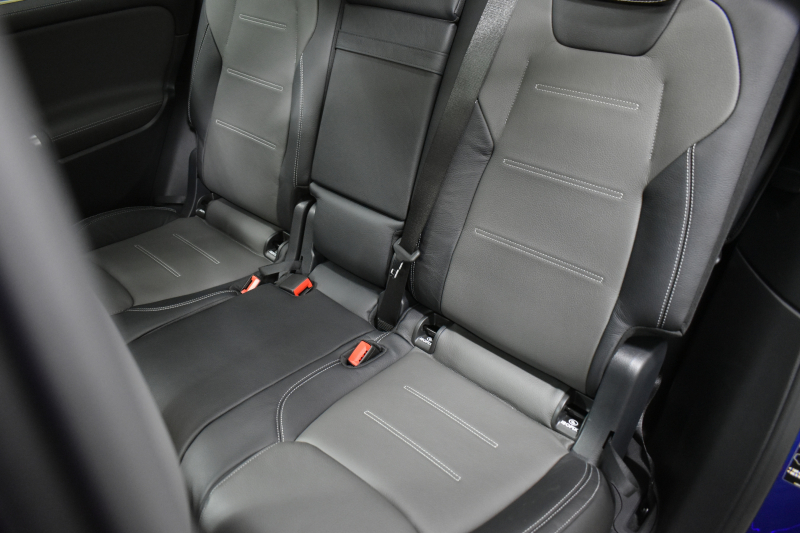 メルセデスベンツ GLB GLB200d 4ﾏﾁｯｸ AMGﾗｲﾝ AMGﾚｻﾞｰｴｸｽｸﾙｰｼﾌﾞP ｱﾄﾞﾊﾞﾝｽﾄﾞP ﾅﾋﾞｹﾞｰｼｮﾝP ﾚｰﾀﾞｰｾｰﾌﾃｨP ﾊﾟﾉﾗﾏｻﾝﾙｰﾌ 革 HUD ｱﾄﾞﾊﾞﾝｽﾄﾞｻｳﾝﾄﾞ AMGｴｱﾛ19AW MBUXﾅﾋﾞTV 360ｶﾒﾗ ﾜｲﾔﾚｽﾁｬｰｼﾞ ﾌｯﾄｹﾞｰﾄ ｷｰﾚｽｺﾞｰ 2年保証