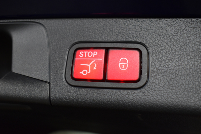 メルセデスベンツ GLB GLB200d 4ﾏﾁｯｸ AMGﾗｲﾝ AMGﾚｻﾞｰｴｸｽｸﾙｰｼﾌﾞP ｱﾄﾞﾊﾞﾝｽﾄﾞP ﾅﾋﾞｹﾞｰｼｮﾝP ﾚｰﾀﾞｰｾｰﾌﾃｨP ﾊﾟﾉﾗﾏｻﾝﾙｰﾌ 革 HUD ｱﾄﾞﾊﾞﾝｽﾄﾞｻｳﾝﾄﾞ AMGｴｱﾛ19AW MBUXﾅﾋﾞTV 360ｶﾒﾗ ﾜｲﾔﾚｽﾁｬｰｼﾞ ﾌｯﾄｹﾞｰﾄ ｷｰﾚｽｺﾞｰ 2年保証