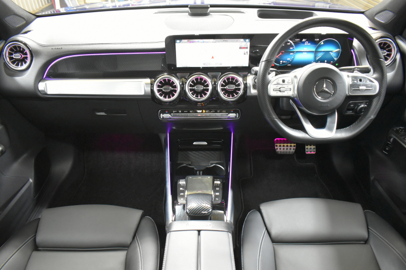 メルセデスベンツ GLB GLB200d 4ﾏﾁｯｸ AMGﾗｲﾝ AMGﾚｻﾞｰｴｸｽｸﾙｰｼﾌﾞP ｱﾄﾞﾊﾞﾝｽﾄﾞP ﾅﾋﾞｹﾞｰｼｮﾝP ﾚｰﾀﾞｰｾｰﾌﾃｨP ﾊﾟﾉﾗﾏｻﾝﾙｰﾌ 革 HUD ｱﾄﾞﾊﾞﾝｽﾄﾞｻｳﾝﾄﾞ AMGｴｱﾛ19AW MBUXﾅﾋﾞTV 360ｶﾒﾗ ﾜｲﾔﾚｽﾁｬｰｼﾞ ﾌｯﾄｹﾞｰﾄ ｷｰﾚｽｺﾞｰ 2年保証