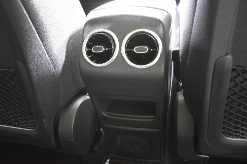 メルセデスベンツ GLB GLB200d 4ﾏﾁｯｸ AMGﾗｲﾝ AMGﾚｻﾞｰｴｸｽｸﾙｰｼﾌﾞP ｱﾄﾞﾊﾞﾝｽﾄﾞP ﾅﾋﾞｹﾞｰｼｮﾝP ﾚｰﾀﾞｰｾｰﾌﾃｨP ﾊﾟﾉﾗﾏｻﾝﾙｰﾌ 革 HUD ｱﾄﾞﾊﾞﾝｽﾄﾞｻｳﾝﾄﾞ AMGｴｱﾛ19AW MBUXﾅﾋﾞTV 360ｶﾒﾗ ﾜｲﾔﾚｽﾁｬｰｼﾞ ﾌｯﾄｹﾞｰﾄ ｷｰﾚｽｺﾞｰ 2年保証