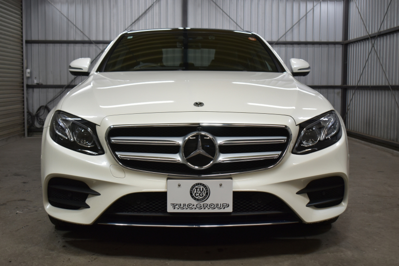 メルセデスベンツ Eクラス E350e AVG ｽﾎﾟｰﾂ ｴｸｽｸﾙｰｼﾌﾞP ﾚｰﾀﾞｰｾｰﾌﾃｨP PHV 1ｵｰﾅｰ ﾊﾟﾉﾗﾏｻﾝﾙｰﾌ ﾌﾞﾙﾒｽﾀｰS 全席ﾋｰﾀｰ黒革 ﾃﾞｨｽﾄﾛ ﾚｰﾝﾁｪﾝｼﾞ ﾌﾞﾗｲﾝﾄﾞｽﾎﾟｯﾄ AMGｴｱﾛ19AW ｷｰGO PTS ﾌｯﾄｹﾞｰﾄ 地デジ360ｶﾒ 2年保証