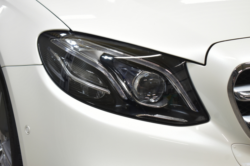 メルセデスベンツ Eクラス E350e AVG ｽﾎﾟｰﾂ ｴｸｽｸﾙｰｼﾌﾞP ﾚｰﾀﾞｰｾｰﾌﾃｨP PHV 1ｵｰﾅｰ ﾊﾟﾉﾗﾏｻﾝﾙｰﾌ ﾌﾞﾙﾒｽﾀｰS 全席ﾋｰﾀｰ黒革 ﾃﾞｨｽﾄﾛ ﾚｰﾝﾁｪﾝｼﾞ ﾌﾞﾗｲﾝﾄﾞｽﾎﾟｯﾄ AMGｴｱﾛ19AW ｷｰGO PTS ﾌｯﾄｹﾞｰﾄ 地デジ360ｶﾒ 2年保証