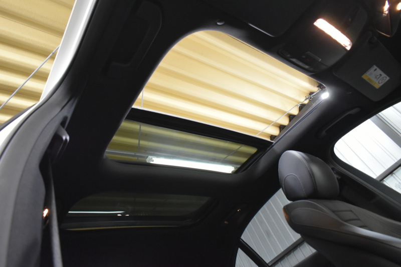 メルセデスベンツ Eクラス E350e AVG ｽﾎﾟｰﾂ ｴｸｽｸﾙｰｼﾌﾞP ﾚｰﾀﾞｰｾｰﾌﾃｨP PHV 1ｵｰﾅｰ ﾊﾟﾉﾗﾏｻﾝﾙｰﾌ ﾌﾞﾙﾒｽﾀｰS 全席ﾋｰﾀｰ黒革 ﾃﾞｨｽﾄﾛ ﾚｰﾝﾁｪﾝｼﾞ ﾌﾞﾗｲﾝﾄﾞｽﾎﾟｯﾄ AMGｴｱﾛ19AW ｷｰGO PTS ﾌｯﾄｹﾞｰﾄ 地デジ360ｶﾒ 2年保証