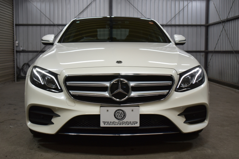 メルセデスベンツ Eクラス E350e AVG ｽﾎﾟｰﾂ ｴｸｽｸﾙｰｼﾌﾞP ﾚｰﾀﾞｰｾｰﾌﾃｨP PHV 1ｵｰﾅｰ ﾊﾟﾉﾗﾏｻﾝﾙｰﾌ ﾌﾞﾙﾒｽﾀｰS 全席ﾋｰﾀｰ黒革 ﾃﾞｨｽﾄﾛ ﾚｰﾝﾁｪﾝｼﾞ ﾌﾞﾗｲﾝﾄﾞｽﾎﾟｯﾄ AMGｴｱﾛ19AW ｷｰGO PTS ﾌｯﾄｹﾞｰﾄ 地デジ360ｶﾒ 2年保証