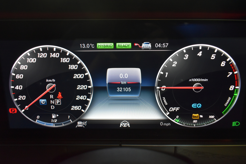 メルセデスベンツ Eクラス E350e AVG ｽﾎﾟｰﾂ ｴｸｽｸﾙｰｼﾌﾞP ﾚｰﾀﾞｰｾｰﾌﾃｨP PHV 1ｵｰﾅｰ ﾊﾟﾉﾗﾏｻﾝﾙｰﾌ ﾌﾞﾙﾒｽﾀｰS 全席ﾋｰﾀｰ黒革 ﾃﾞｨｽﾄﾛ ﾚｰﾝﾁｪﾝｼﾞ ﾌﾞﾗｲﾝﾄﾞｽﾎﾟｯﾄ AMGｴｱﾛ19AW ｷｰGO PTS ﾌｯﾄｹﾞｰﾄ 地デジ360ｶﾒ 2年保証