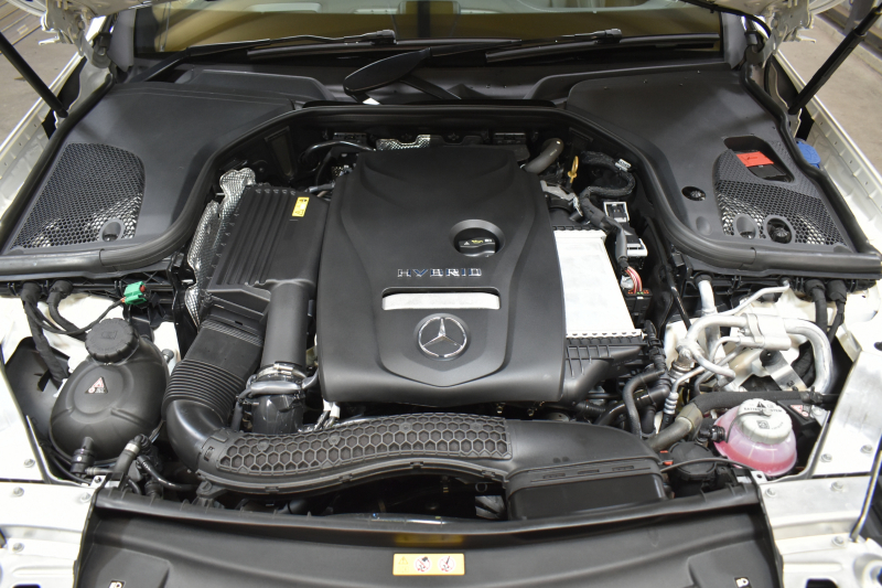 メルセデスベンツ Eクラス E350e AVG ｽﾎﾟｰﾂ ｴｸｽｸﾙｰｼﾌﾞP ﾚｰﾀﾞｰｾｰﾌﾃｨP PHV 1ｵｰﾅｰ ﾊﾟﾉﾗﾏｻﾝﾙｰﾌ ﾌﾞﾙﾒｽﾀｰS 全席ﾋｰﾀｰ黒革 ﾃﾞｨｽﾄﾛ ﾚｰﾝﾁｪﾝｼﾞ ﾌﾞﾗｲﾝﾄﾞｽﾎﾟｯﾄ AMGｴｱﾛ19AW ｷｰGO PTS ﾌｯﾄｹﾞｰﾄ 地デジ360ｶﾒ 2年保証