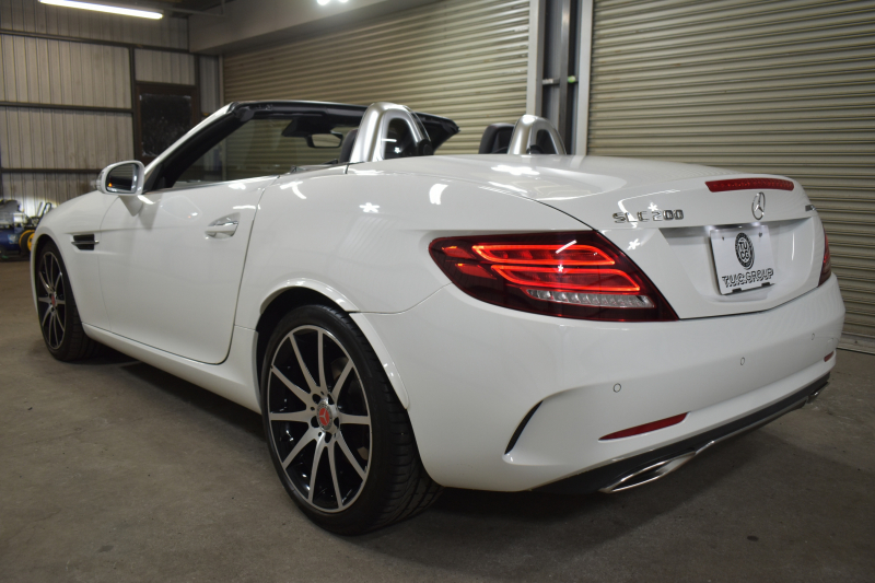 メルセデスベンツ SLCクラス SLC200 ｽﾎﾟｰﾂ ﾚｰﾀﾞｰｾｰﾌﾃｨP ﾀﾞｲﾅﾐｯｸﾊﾝﾄﾞﾘﾝｸﾞP 2.0ﾘｯﾀｰ184馬力 ﾏｼﾞｯｸｽｶｲ ﾋｰﾀｰ&ｴｱｽｶｰﾌ黒革 ﾃﾞｨｽﾄﾛ BSM Lｷｰﾌﾟ AMGｴｱﾛ18AW ｷｰﾚｽGO PTS ﾊｰﾏﾝｶｰﾄﾞﾝS ﾏﾙﾁｶﾗｰｱﾝﾋﾞｴﾝﾄ LEDﾍｯﾄﾞﾗｲﾄ地ﾃﾞｼﾞﾅﾋﾞ Bｶﾒﾗ 2年保証