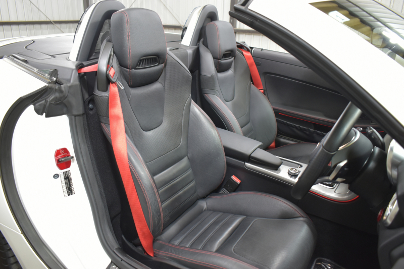 メルセデスベンツ SLCクラス SLC200 ｽﾎﾟｰﾂ ﾚｰﾀﾞｰｾｰﾌﾃｨP ﾀﾞｲﾅﾐｯｸﾊﾝﾄﾞﾘﾝｸﾞP 2.0ﾘｯﾀｰ184馬力 ﾏｼﾞｯｸｽｶｲ ﾋｰﾀｰ&ｴｱｽｶｰﾌ黒革 ﾃﾞｨｽﾄﾛ BSM Lｷｰﾌﾟ AMGｴｱﾛ18AW ｷｰﾚｽGO PTS ﾊｰﾏﾝｶｰﾄﾞﾝS ﾏﾙﾁｶﾗｰｱﾝﾋﾞｴﾝﾄ LEDﾍｯﾄﾞﾗｲﾄ地ﾃﾞｼﾞﾅﾋﾞ Bｶﾒﾗ 2年保証