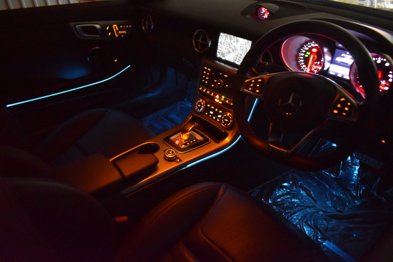 メルセデスベンツ SLCクラス SLC200 ｽﾎﾟｰﾂ ﾚｰﾀﾞｰｾｰﾌﾃｨP ﾀﾞｲﾅﾐｯｸﾊﾝﾄﾞﾘﾝｸﾞP 2.0ﾘｯﾀｰ184馬力 ﾏｼﾞｯｸｽｶｲ ﾋｰﾀｰ&ｴｱｽｶｰﾌ黒革 ﾃﾞｨｽﾄﾛ BSM Lｷｰﾌﾟ AMGｴｱﾛ18AW ｷｰﾚｽGO PTS ﾊｰﾏﾝｶｰﾄﾞﾝS ﾏﾙﾁｶﾗｰｱﾝﾋﾞｴﾝﾄ LEDﾍｯﾄﾞﾗｲﾄ地ﾃﾞｼﾞﾅﾋﾞ Bｶﾒﾗ 2年保証