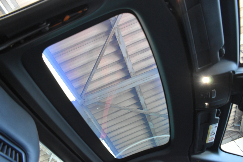 メルセデスベンツ SLCクラス SLC200 ｽﾎﾟｰﾂ ﾚｰﾀﾞｰｾｰﾌﾃｨP ﾀﾞｲﾅﾐｯｸﾊﾝﾄﾞﾘﾝｸﾞP 2.0ﾘｯﾀｰ184馬力 ﾏｼﾞｯｸｽｶｲ ﾋｰﾀｰ&ｴｱｽｶｰﾌ黒革 ﾃﾞｨｽﾄﾛ BSM Lｷｰﾌﾟ AMGｴｱﾛ18AW ｷｰﾚｽGO PTS ﾊｰﾏﾝｶｰﾄﾞﾝS ﾏﾙﾁｶﾗｰｱﾝﾋﾞｴﾝﾄ LEDﾍｯﾄﾞﾗｲﾄ地ﾃﾞｼﾞﾅﾋﾞ Bｶﾒﾗ 2年保証