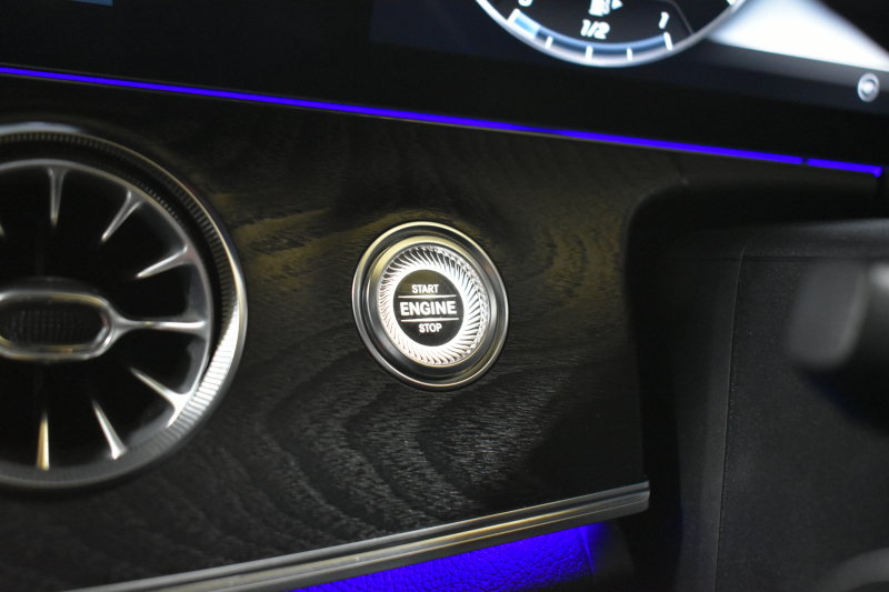 メルセデスベンツ Eクラス E300ｸｰﾍﾟ ｽﾎﾟｰﾂ ｴｸｽｸﾙｰｼﾌﾞP ﾚｰﾀﾞｰｾｰﾌﾃｨP ﾊﾟﾉﾗﾏｻﾝﾙｰﾌ 革 ﾍﾞﾝﾁﾚｰﾀｰ ﾏｯｻｰｼﾞ ﾌﾞﾙﾒｽﾀｰS ｴｱﾊﾞﾗﾝｽP ﾌｯﾄﾄﾗﾝｸ ﾍｯﾄﾞｱｯﾌﾟD AMGｴｱﾛ19AW ﾅﾋﾞTV 360ｶﾒﾗ ﾃﾞｨｽﾄﾛﾆｯｸ ﾌﾞﾗｲﾝﾄﾞｽﾎﾟｯﾄ ﾚｰﾝｷｰﾌﾟ ｷｰﾚｽｺﾞｰ 2年保証