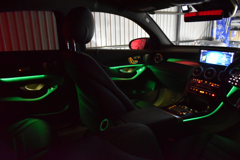 AMG GLCクーペ GLC43 4MATIC ｸｰﾍﾟ ｴｸｽｸﾙｰｼﾌﾞ ﾚｰﾀﾞｰｾｰﾌﾃｨP 後期型 390馬力V6 MEｺﾈ MBUXｼｽﾃﾑ ﾋｰﾀｰｸｰﾗｰ革 ﾃﾞｨｽﾄﾛ BSM Lﾁｪﾝｼﾞ AMGｴｱﾛ20AW ｷｰﾚｽGO PTS ｻｲﾄﾞｽﾃｯﾌﾟ HUD ﾌｯﾄｹﾞｰﾄ ﾌﾞﾙﾒｽﾀｰS 対話式ﾅﾋﾞTV 360ｶﾒ 2年保証