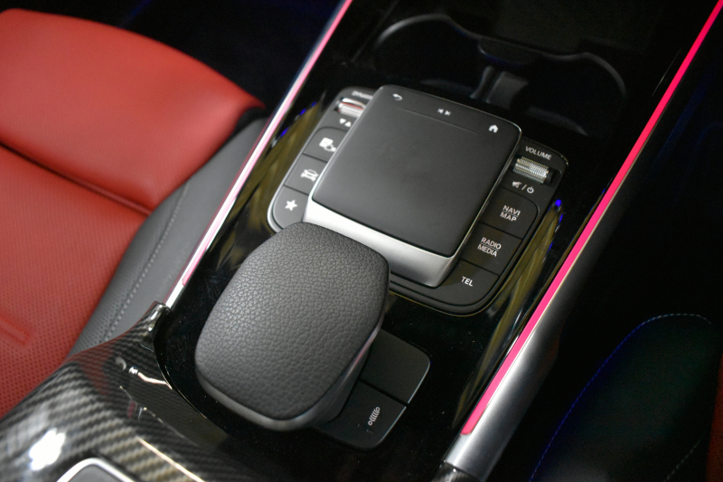 AMG GLB MercedesAMG GLB35 4ﾏﾁｯｸ AMGｱﾄﾞﾊﾞﾝｽﾄﾞ＆ﾊﾟﾌｫｰﾏﾝｽP ﾚｰﾀﾞｰｾｰﾌﾃｨP ﾅﾋﾞP ﾊﾟﾉﾗﾏｻﾝﾙｰﾌ ﾋｰﾀｰｸｰﾗｰ赤/黒革 対話式ﾅﾋﾞ ACC BSM ﾚｰﾝｷｰﾌﾟ AMGｴｱﾛ19AW ｷｰﾚｽGO PTS ﾍｯﾄﾞｱｯﾌﾟD  地ﾃﾞｼﾞﾅﾋﾞ 360ｶﾒﾗ2年保証