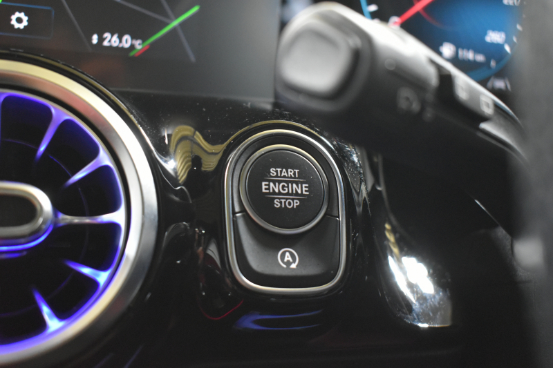 メルセデスベンツ Bクラス B180 AMGﾗｲﾝ AMGﾚｻﾞｰｴｸｽｸﾙｰｼﾌﾞP ｱﾄﾞﾊﾞﾝｽﾄﾞP ﾅﾋﾞｹﾞｰｼｮﾝP ﾚｰﾀﾞｰｾｰﾌﾃｨP ﾊﾟﾉﾗﾏｻﾝﾙｰﾌ 革 HUD 360ｶﾒﾗ ｱﾄﾞﾊﾞﾝｽﾄﾞｻｳﾝﾄﾞ AMGｴｱﾛ18AW ﾃﾞｨｽﾄﾛ ﾌﾞﾗｲﾝﾄﾞS ﾚｰﾝｷｰﾌﾟ MBUXﾅﾋﾞTV ﾌｯﾄｹﾞｰﾄ 2年保証