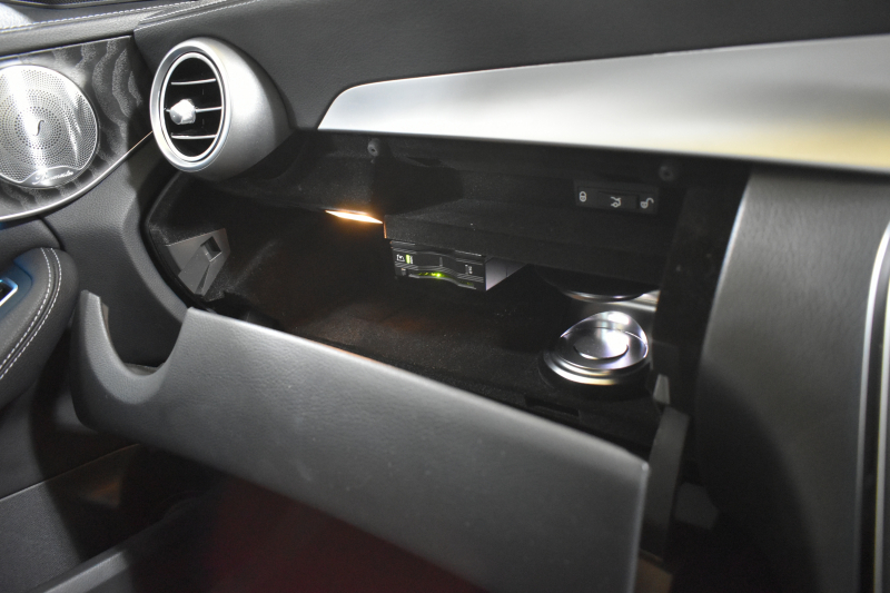 AMG Cクラス C43 4MATIC ｴｸｽｸﾙｰｼﾌﾞP ﾚｰﾀﾞｰｾｰﾌﾃｨP ﾊﾟﾉﾗﾏｻﾝﾙｰﾌ 革 ﾌﾞﾙﾒｽﾀｰｻｳﾝﾄﾞ ﾌｯﾄﾄﾗﾝｸ ｴｱﾊﾞﾗﾝｽP ｴｱﾛ19AW ﾃﾞｨｽﾄﾛﾆｯｸ ﾌﾞﾗｲﾝﾄﾞｽﾎﾟｯﾄ ﾚｰﾝｷｰﾌﾟ ﾅﾋﾞTV ﾊﾞｯｸｶﾒﾗ ｷｰﾚｽｺﾞｰ 2年保証