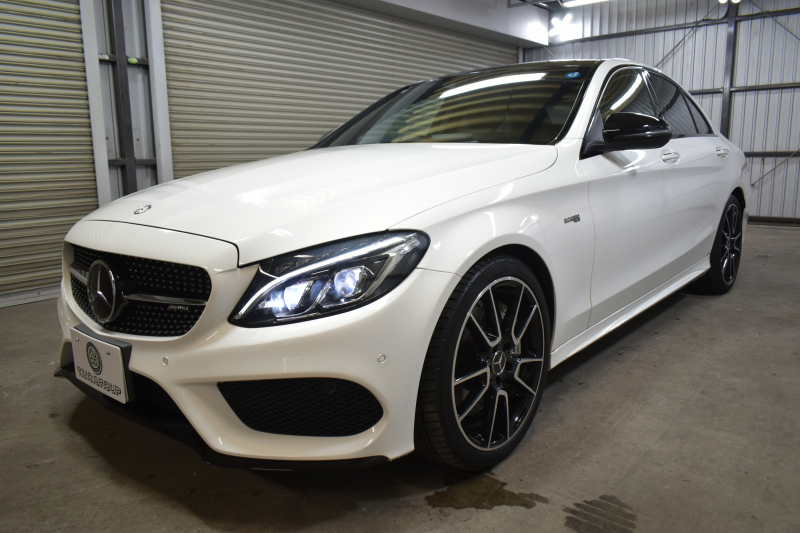 AMG Cクラス C43 4MATIC ｴｸｽｸﾙｰｼﾌﾞP ﾚｰﾀﾞｰｾｰﾌﾃｨP ﾊﾟﾉﾗﾏｻﾝﾙｰﾌ 革 ﾌﾞﾙﾒｽﾀｰｻｳﾝﾄﾞ ﾌｯﾄﾄﾗﾝｸ ｴｱﾊﾞﾗﾝｽP ｴｱﾛ19AW ﾃﾞｨｽﾄﾛﾆｯｸ ﾌﾞﾗｲﾝﾄﾞｽﾎﾟｯﾄ ﾚｰﾝｷｰﾌﾟ ﾅﾋﾞTV ﾊﾞｯｸｶﾒﾗ ｷｰﾚｽｺﾞｰ 2年保証