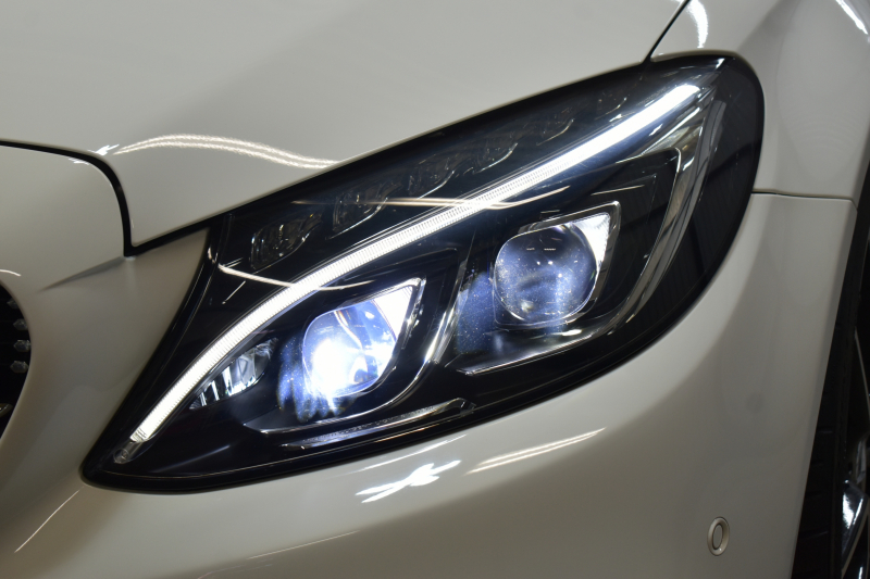 AMG Cクラス C43 4MATIC ｴｸｽｸﾙｰｼﾌﾞP ﾚｰﾀﾞｰｾｰﾌﾃｨP ﾊﾟﾉﾗﾏｻﾝﾙｰﾌ 革 ﾌﾞﾙﾒｽﾀｰｻｳﾝﾄﾞ ﾌｯﾄﾄﾗﾝｸ ｴｱﾊﾞﾗﾝｽP ｴｱﾛ19AW ﾃﾞｨｽﾄﾛﾆｯｸ ﾌﾞﾗｲﾝﾄﾞｽﾎﾟｯﾄ ﾚｰﾝｷｰﾌﾟ ﾅﾋﾞTV ﾊﾞｯｸｶﾒﾗ ｷｰﾚｽｺﾞｰ 2年保証