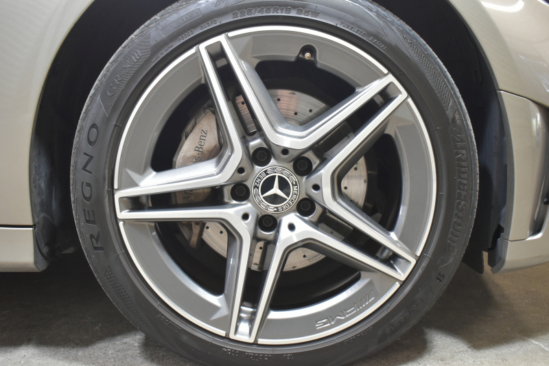 メルセデスベンツ Cクラス C200 4MATIC AVG AMGﾗｲﾝ ﾚｻﾞｰｴｸｽｸﾙｰｼﾌﾞP ﾚｰﾀﾞｰｾｰﾌﾃｨP 後期 4WD 赤革 ﾌﾞﾙﾒｽﾀｰS HUD ｴｱﾊﾞﾗﾝｽP 液晶ﾒｰﾀｰ ﾌｯﾄﾄﾗﾝｸ AMGｴｱﾛ18AW ﾃﾞｨｽﾄﾛ ﾌﾞﾗｲﾝﾄﾞS ﾚｰﾝｷｰﾌﾟ ﾅﾋﾞTV Bｶﾒﾗ ｷｰﾚｽｺﾞｰ 2年保証