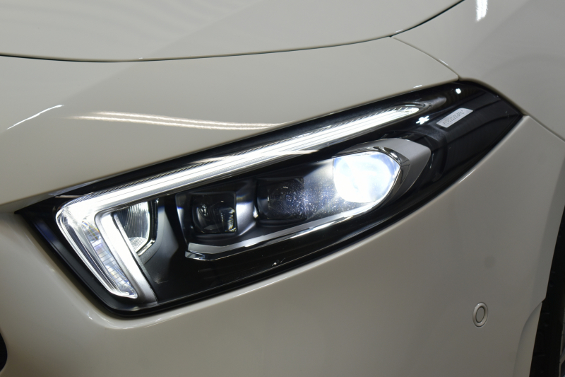 メルセデスベンツ Aクラス A180 ｽﾀｲﾙ AMGﾗｲﾝ AMGﾚｻﾞｰｴｸｽｸﾙｰｼﾌﾞP ｱﾄﾞﾊﾞﾝｽﾄﾞP ﾅﾋﾞｹﾞｰｼｮﾝP ﾚｰﾀﾞｰｾｰﾌﾃｨP ﾊﾟﾉﾗﾏｻﾝﾙｰﾌ 革 HUD 360ｶﾒﾗ ｱﾄﾞﾊﾞﾝｽﾄﾞｻｳﾝﾄﾞ AMGｴｱﾛ18AW ﾃﾞｨｽﾄﾛ ﾌﾞﾗｲﾝﾄﾞS ﾚｰﾝｷｰﾌﾟ MBUXﾅﾋﾞTV 2年保証