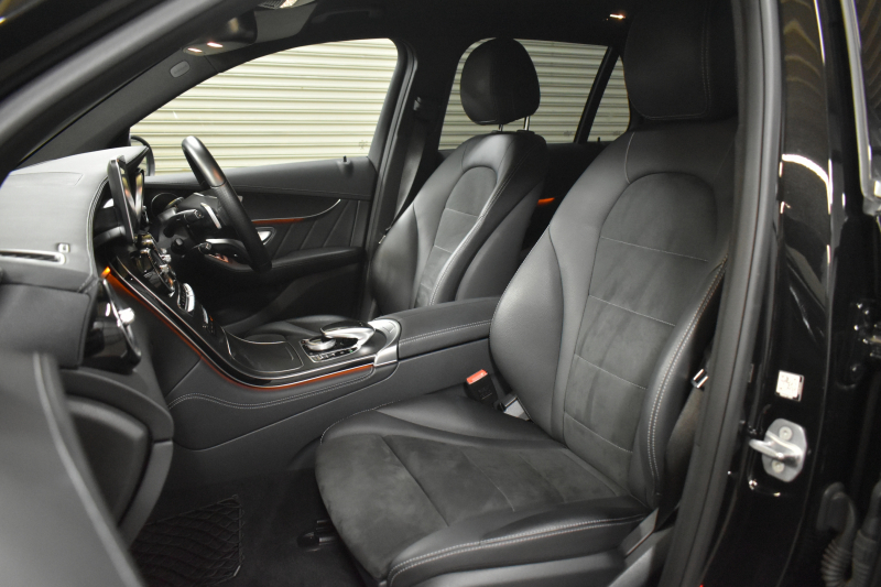 メルセデスベンツ GLC GLC250 4MATIC ｽﾎﾟｰﾂ ﾚｰﾀﾞｰｾｰﾌﾃｨP AMGｴｱﾛ19AW ｻｲﾄﾞﾗﾝﾆﾝｸﾞﾎﾞｰﾄﾞ ﾍｯﾄﾞｱｯﾌﾟD ﾌｯﾄｹﾞｰﾄ 全席ﾋｰﾀｰ半革 ﾃﾞｨｽﾄﾛ ﾌﾞﾗｲﾝﾄﾞS ﾚｰﾝｷｰﾌﾟ ﾅﾋﾞTV 360ｶﾒﾗ ｷｰﾚｽｺﾞｰ 2年保証