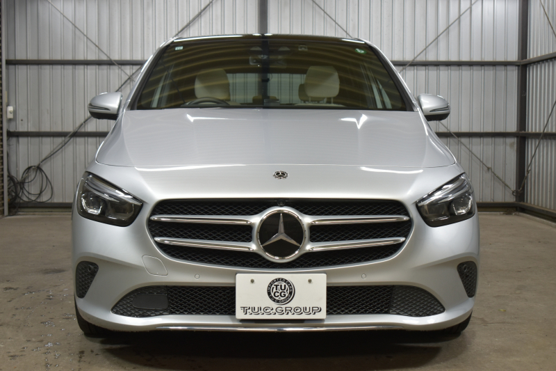 メルセデスベンツ Bクラス B200d ﾚｻﾞｰｴｸｽｸﾙｰｼﾌﾞP ｱﾄﾞﾊﾞﾝｽﾄﾞP ﾚｰﾀﾞｰSP  ﾅﾋﾞｹﾞｰｼｮﾝP ﾊﾟﾉﾗﾏｻﾝﾙｰﾌ MBUXｼｽﾃﾑ ﾋｰﾀｰ付ﾏｷｱｰﾄﾍﾞｰｼﾞｭ革 ACC BSM Lﾁｪﾝｼﾞ 17AW ﾏﾙﾁLED HUD 対話式ﾅﾋﾞTV 360ｶﾒﾗ 2年保証