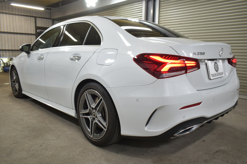 メルセデスベンツ Aクラス A250 4ﾏﾁｯｸ AMGﾗｲﾝ AMGﾚｻﾞｰｴｸｽｸﾙｰｼﾌﾞ ｱﾄﾞﾊﾞﾝｽﾄﾞP ﾚｰﾀﾞｰSP  ﾊﾟﾉﾗﾏｻﾝﾙｰﾌ ﾋｰﾀｰ黒灰革 ﾃﾞｨｽﾄﾛ ﾌﾞﾗｲﾝﾄﾞS Lﾁｪﾝｼﾞ AMGｴｱﾛ18AW ｷｰGO PTS ﾍｯﾄﾞｱｯﾌﾟD 対話式ﾅﾋﾞTV 360ｶﾒﾗ 2年保証