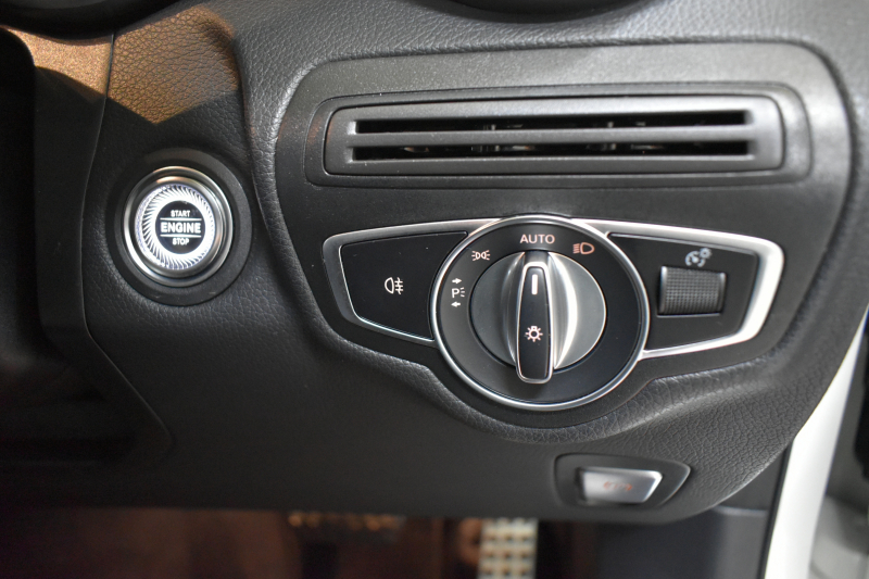 メルセデスベンツ GLCクーペ GLC220d 4ﾏﾁｯｸ ｸｰﾍﾟ AMGﾗｲﾝ ﾚｻﾞｰｴｸｽｸﾙｰｼﾌﾞ ﾚｰﾀﾞｰｾｰﾌﾃｨP 後期型 ｻﾝﾙｰﾌ 全席ﾋｰﾀｰ&ｸｰﾗｰ黒革 ﾃﾞｨｽﾄﾛﾆｯｸﾌﾟﾗｽ ﾌﾞﾗｲﾝﾄﾞｽﾎﾟｯﾄ ﾚｰﾝｷｰﾌﾟ AMGｴｱﾛ19AW ｷｰGO PTS ﾌｯﾄｹﾞｰﾄ HUD ﾌﾞﾙﾒｽﾀｰS 地ﾃﾞｼﾞﾅﾋﾞ 360ｶﾒﾗ 2年保証