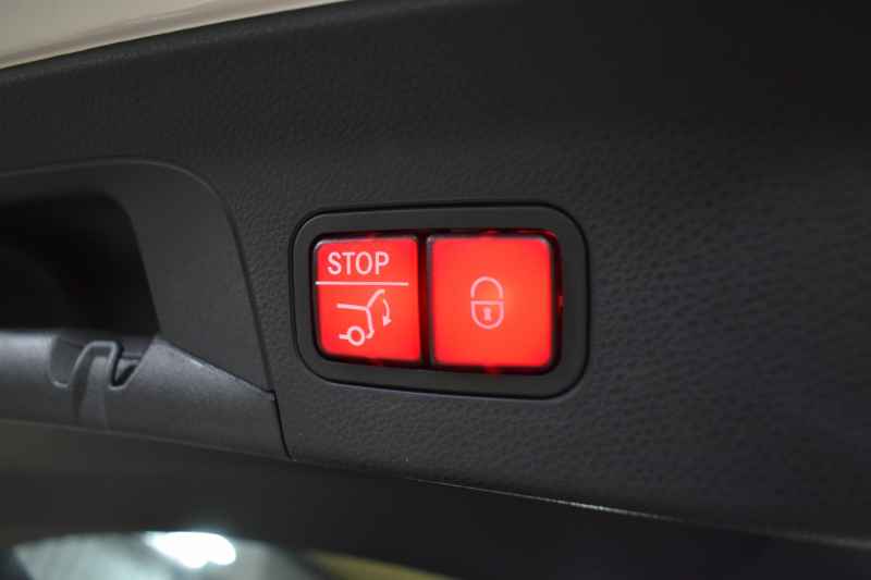 メルセデスベンツ GLCクーペ GLC220d 4ﾏﾁｯｸ ｸｰﾍﾟ AMGﾗｲﾝ ﾚｻﾞｰｴｸｽｸﾙｰｼﾌﾞ ﾚｰﾀﾞｰｾｰﾌﾃｨP 後期型 ｻﾝﾙｰﾌ 全席ﾋｰﾀｰ&ｸｰﾗｰ黒革 ﾃﾞｨｽﾄﾛﾆｯｸﾌﾟﾗｽ ﾌﾞﾗｲﾝﾄﾞｽﾎﾟｯﾄ ﾚｰﾝｷｰﾌﾟ AMGｴｱﾛ19AW ｷｰGO PTS ﾌｯﾄｹﾞｰﾄ HUD ﾌﾞﾙﾒｽﾀｰS 地ﾃﾞｼﾞﾅﾋﾞ 360ｶﾒﾗ 2年保証