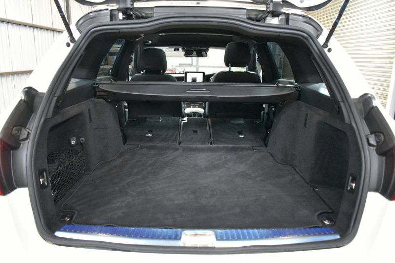 メルセデスベンツ Cクラス C220dﾜｺﾞﾝ ﾛｰﾚｳｽｴﾃﾞｨｼｮﾝ ﾚｰﾀﾞｰｾｰﾌﾃｨP 前期最終 特別仕様車  ﾃﾞｨｰｾﾞﾙ 燃費19.6km ﾊﾟﾉﾗﾏｻﾝﾙｰﾌ ﾋｰﾀｰ黒革 ﾃﾞｨｽﾄﾛ BSM Lｷｰﾌﾟ AMGｴｱﾛ18AW ｷｰﾚｽGO PTS 電動ﾘｱｹﾞｰﾄ 地ﾃﾞｼﾞﾅﾋﾞ Bｶﾒﾗ 2年保証