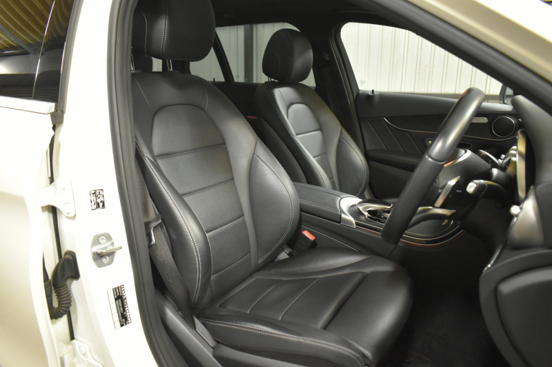 メルセデスベンツ Cクラス C220dﾜｺﾞﾝ ﾛｰﾚｳｽｴﾃﾞｨｼｮﾝ ﾚｰﾀﾞｰｾｰﾌﾃｨP 前期最終 特別仕様車  ﾃﾞｨｰｾﾞﾙ 燃費19.6km ﾊﾟﾉﾗﾏｻﾝﾙｰﾌ ﾋｰﾀｰ黒革 ﾃﾞｨｽﾄﾛ BSM Lｷｰﾌﾟ AMGｴｱﾛ18AW ｷｰﾚｽGO PTS 電動ﾘｱｹﾞｰﾄ 地ﾃﾞｼﾞﾅﾋﾞ Bｶﾒﾗ 2年保証