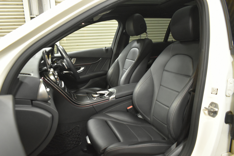 メルセデスベンツ Cクラス C220dﾜｺﾞﾝ ﾛｰﾚｳｽｴﾃﾞｨｼｮﾝ ﾚｰﾀﾞｰｾｰﾌﾃｨP 前期最終 特別仕様車  ﾃﾞｨｰｾﾞﾙ 燃費19.6km ﾊﾟﾉﾗﾏｻﾝﾙｰﾌ ﾋｰﾀｰ黒革 ﾃﾞｨｽﾄﾛ BSM Lｷｰﾌﾟ AMGｴｱﾛ18AW ｷｰﾚｽGO PTS 電動ﾘｱｹﾞｰﾄ 地ﾃﾞｼﾞﾅﾋﾞ Bｶﾒﾗ 2年保証