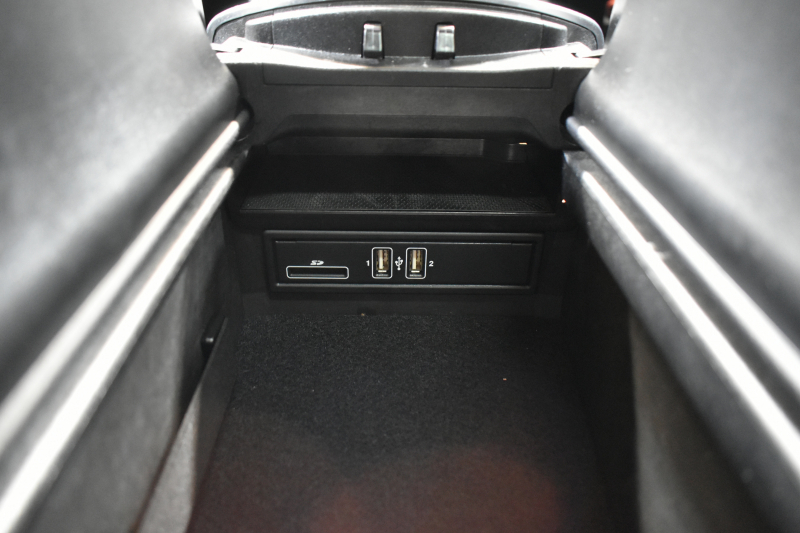 メルセデスベンツ Cクラス C220dﾜｺﾞﾝ ﾛｰﾚｳｽｴﾃﾞｨｼｮﾝ ﾚｰﾀﾞｰｾｰﾌﾃｨP 前期最終 特別仕様車  ﾃﾞｨｰｾﾞﾙ 燃費19.6km ﾊﾟﾉﾗﾏｻﾝﾙｰﾌ ﾋｰﾀｰ黒革 ﾃﾞｨｽﾄﾛ BSM Lｷｰﾌﾟ AMGｴｱﾛ18AW ｷｰﾚｽGO PTS 電動ﾘｱｹﾞｰﾄ 地ﾃﾞｼﾞﾅﾋﾞ Bｶﾒﾗ 2年保証