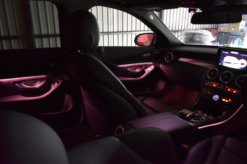 メルセデスベンツ Cクラス C220dﾜｺﾞﾝ ﾛｰﾚｳｽｴﾃﾞｨｼｮﾝ ﾚｰﾀﾞｰｾｰﾌﾃｨP 前期最終 特別仕様車  ﾃﾞｨｰｾﾞﾙ 燃費19.6km ﾊﾟﾉﾗﾏｻﾝﾙｰﾌ ﾋｰﾀｰ黒革 ﾃﾞｨｽﾄﾛ BSM Lｷｰﾌﾟ AMGｴｱﾛ18AW ｷｰﾚｽGO PTS 電動ﾘｱｹﾞｰﾄ 地ﾃﾞｼﾞﾅﾋﾞ Bｶﾒﾗ 2年保証