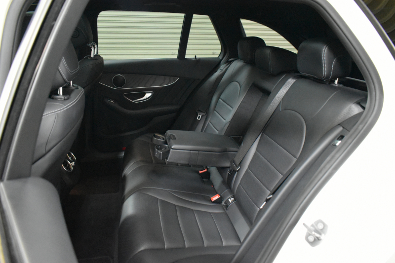 メルセデスベンツ Cクラス C220dﾜｺﾞﾝ ﾛｰﾚｳｽｴﾃﾞｨｼｮﾝ ﾚｰﾀﾞｰｾｰﾌﾃｨP 前期最終 特別仕様車  ﾃﾞｨｰｾﾞﾙ 燃費19.6km ﾊﾟﾉﾗﾏｻﾝﾙｰﾌ ﾋｰﾀｰ黒革 ﾃﾞｨｽﾄﾛ BSM Lｷｰﾌﾟ AMGｴｱﾛ18AW ｷｰﾚｽGO PTS 電動ﾘｱｹﾞｰﾄ 地ﾃﾞｼﾞﾅﾋﾞ Bｶﾒﾗ 2年保証