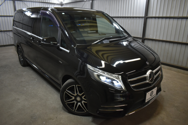 メルセデスベンツ Vクラス V220d ｽﾎﾟｰﾂ ﾛﾝｸﾞ AMGﾗｲﾝ ﾚｰﾀﾞｰP  ﾊﾟﾉﾗﾏｻﾝﾙｰﾌ  ﾌﾞﾙﾒｽﾀｰS ﾋｰﾀｰ黒革 ﾃﾞｨｽﾄﾛ BSM Lｷｰﾌﾟ AMGｴｱﾛ19AW 両側電動ｽﾗｲﾄﾞ 電動Rｹﾞｰﾄ 地ﾃﾞｼﾞ360ｶﾒﾗ 2年保証