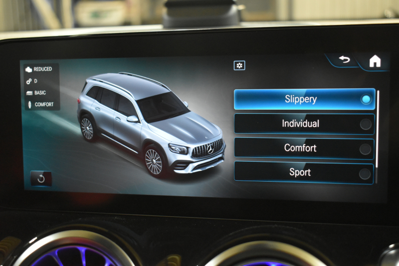 AMG GLB MercedesAMG GLB35 4ﾏﾁｯｸ AMGｱﾄﾞﾊﾞﾝｽﾄﾞ＆ﾊﾟﾌｫｰﾏﾝｽP ﾚｰﾀﾞｰｾｰﾌﾃｨP  ﾊﾟﾉﾗﾏｻﾝﾙｰﾌ ﾋｰﾀｰ黒/赤革 対話式ﾅﾋﾞ ﾃﾞｨｽﾄﾛﾆｯｸ ﾌﾞﾗｲﾝﾄﾞｽﾎﾟｯﾄ ﾚｰﾝｷｰﾌﾟ AMGｴｱﾛ19AW ｷｰﾚｽGO PTS ﾍｯﾄﾞｱｯﾌﾟD  地ﾃﾞｼﾞﾅﾋﾞ 360ｶﾒﾗ 2年保証