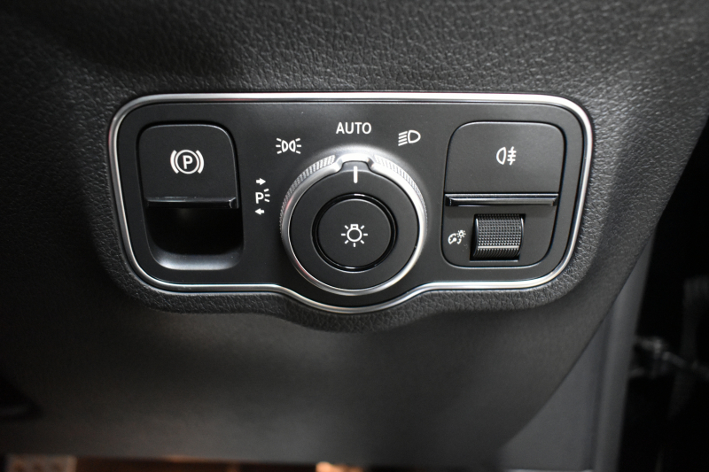 AMG GLB MercedesAMG GLB35 4ﾏﾁｯｸ AMGｱﾄﾞﾊﾞﾝｽﾄﾞ＆ﾊﾟﾌｫｰﾏﾝｽP ﾚｰﾀﾞｰｾｰﾌﾃｨP  ﾊﾟﾉﾗﾏｻﾝﾙｰﾌ ﾋｰﾀｰ黒/赤革 対話式ﾅﾋﾞ ﾃﾞｨｽﾄﾛﾆｯｸ ﾌﾞﾗｲﾝﾄﾞｽﾎﾟｯﾄ ﾚｰﾝｷｰﾌﾟ AMGｴｱﾛ19AW ｷｰﾚｽGO PTS ﾍｯﾄﾞｱｯﾌﾟD  地ﾃﾞｼﾞﾅﾋﾞ 360ｶﾒﾗ 2年保証