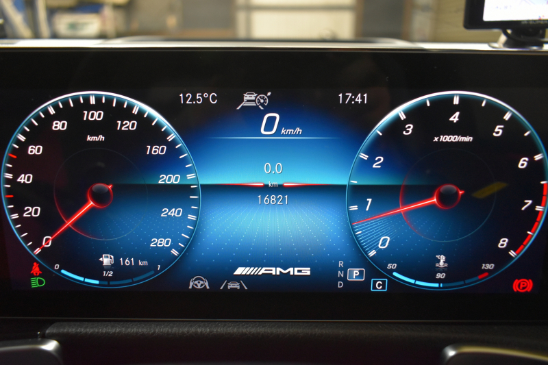 AMG GLB MercedesAMG GLB35 4ﾏﾁｯｸ AMGｱﾄﾞﾊﾞﾝｽﾄﾞ＆ﾊﾟﾌｫｰﾏﾝｽP ﾚｰﾀﾞｰｾｰﾌﾃｨP  ﾊﾟﾉﾗﾏｻﾝﾙｰﾌ ﾋｰﾀｰ黒/赤革 対話式ﾅﾋﾞ ﾃﾞｨｽﾄﾛﾆｯｸ ﾌﾞﾗｲﾝﾄﾞｽﾎﾟｯﾄ ﾚｰﾝｷｰﾌﾟ AMGｴｱﾛ19AW ｷｰﾚｽGO PTS ﾍｯﾄﾞｱｯﾌﾟD  地ﾃﾞｼﾞﾅﾋﾞ 360ｶﾒﾗ 2年保証