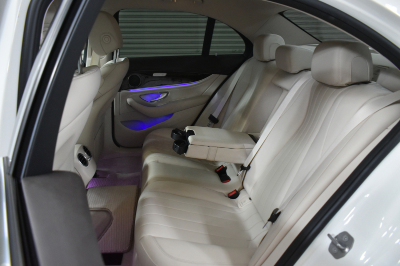 メルセデスベンツ Eクラス E400 4ﾏﾁｯｸ ｴｸｽｸﾙｰｼﾌﾞ ﾚｰﾀﾞｰｾｰﾌﾃｨP 333馬力V6 4WD ﾋｰﾀｰﾍﾞｰｼﾞｭ革 HUD ﾃﾞｨｽﾄﾛ ﾌﾞﾗｲﾝﾄﾞｽﾎﾟｯﾄ ﾚｰﾝﾁｪﾝｼﾞA 専用18AW ｷｰﾚｽGO PTS ﾌｯﾄﾄﾗﾝｸ 地ﾃﾞｼﾞﾅﾋﾞ 360ｶﾒﾗ ﾏﾙﾁｱﾝﾋﾞｴﾝﾄﾗｲﾄ 2年保証