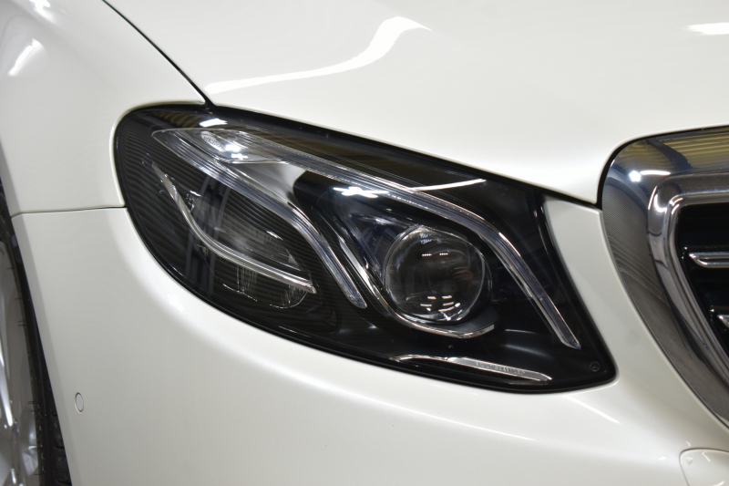 メルセデスベンツ Eクラス E400 4ﾏﾁｯｸ ｴｸｽｸﾙｰｼﾌﾞ ﾚｰﾀﾞｰｾｰﾌﾃｨP 333馬力V6 4WD ﾋｰﾀｰﾍﾞｰｼﾞｭ革 HUD ﾃﾞｨｽﾄﾛ ﾌﾞﾗｲﾝﾄﾞｽﾎﾟｯﾄ ﾚｰﾝﾁｪﾝｼﾞA 専用18AW ｷｰﾚｽGO PTS ﾌｯﾄﾄﾗﾝｸ 地ﾃﾞｼﾞﾅﾋﾞ 360ｶﾒﾗ ﾏﾙﾁｱﾝﾋﾞｴﾝﾄﾗｲﾄ 2年保証