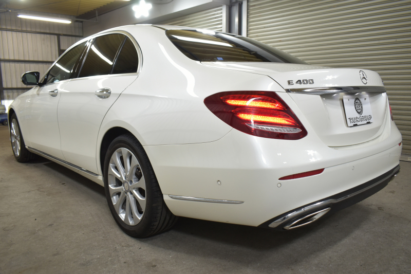 メルセデスベンツ Eクラス E400 4ﾏﾁｯｸ ｴｸｽｸﾙｰｼﾌﾞ ﾚｰﾀﾞｰｾｰﾌﾃｨP 333馬力V6 4WD ﾋｰﾀｰﾍﾞｰｼﾞｭ革 HUD ﾃﾞｨｽﾄﾛ ﾌﾞﾗｲﾝﾄﾞｽﾎﾟｯﾄ ﾚｰﾝﾁｪﾝｼﾞA 専用18AW ｷｰﾚｽGO PTS ﾌｯﾄﾄﾗﾝｸ 地ﾃﾞｼﾞﾅﾋﾞ 360ｶﾒﾗ ﾏﾙﾁｱﾝﾋﾞｴﾝﾄﾗｲﾄ 2年保証