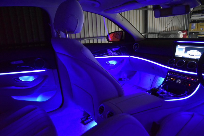 メルセデスベンツ Eクラス E400 4ﾏﾁｯｸ ｴｸｽｸﾙｰｼﾌﾞ ﾚｰﾀﾞｰｾｰﾌﾃｨP 333馬力V6 4WD ﾋｰﾀｰﾍﾞｰｼﾞｭ革 HUD ﾃﾞｨｽﾄﾛ ﾌﾞﾗｲﾝﾄﾞｽﾎﾟｯﾄ ﾚｰﾝﾁｪﾝｼﾞA 専用18AW ｷｰﾚｽGO PTS ﾌｯﾄﾄﾗﾝｸ 地ﾃﾞｼﾞﾅﾋﾞ 360ｶﾒﾗ ﾏﾙﾁｱﾝﾋﾞｴﾝﾄﾗｲﾄ 2年保証