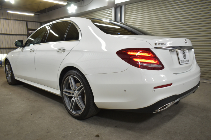 メルセデスベンツ Eクラス E200 AVGｽﾎﾟｰﾂ ﾚｻﾞｰｴｸｽｸﾙｰｼﾌﾞP ﾚｰﾀﾞｰｾｰﾌﾃｨP 1ｵｰﾅｰ ﾊﾟﾉﾗﾏｻﾝﾙｰﾌ 革 ﾌﾞﾙﾒｽﾀｰｻｳﾝﾄﾞ ｴｱﾊﾞﾗﾝｽP ｵｰﾄﾄﾗﾝｸ AMGｴｱﾛ19AW ﾃﾞｨｽﾄﾛﾆｯｸ ﾌﾞﾗｲﾝﾄﾞｽﾎﾟｯﾄ ﾚｰﾝｷｰﾌﾟ ﾅﾋﾞTV 360ｶﾒﾗ ｷｰﾚｽｺﾞｰ 2年保証