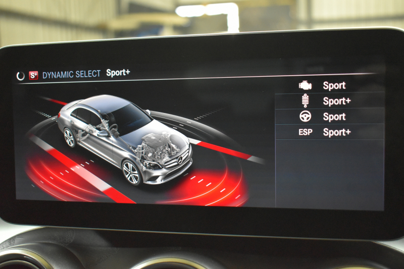 メルセデスベンツ Cクラス C200 ﾛｰﾚｳｽED ｽﾎﾟｰﾂﾌﾟﾗｽP ﾚｰﾀﾞｰｾｰﾌﾃｨP 後期 革 ﾍｯﾄﾞｱｯﾌﾟD 液晶ﾒｰﾀｰ ﾌｯﾄﾄﾗﾝｸ ﾜｲﾔﾚｽﾁｬｰｼﾞ ｴｱｻｽ AMGｴｱﾛ18AW ﾃﾞｨｽﾄﾛﾆｯｸ ﾌﾞﾗｲﾝﾄﾞｽﾎﾟｯﾄ ﾚｰﾝｷｰﾌﾟ ﾅﾋﾞTV ﾊﾞｯｸｶﾒﾗ ｷｰﾚｽｺﾞｰ 2年保証